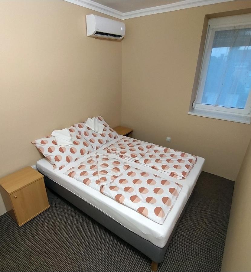 Emmabella Apartmanok Eger Extérieur photo