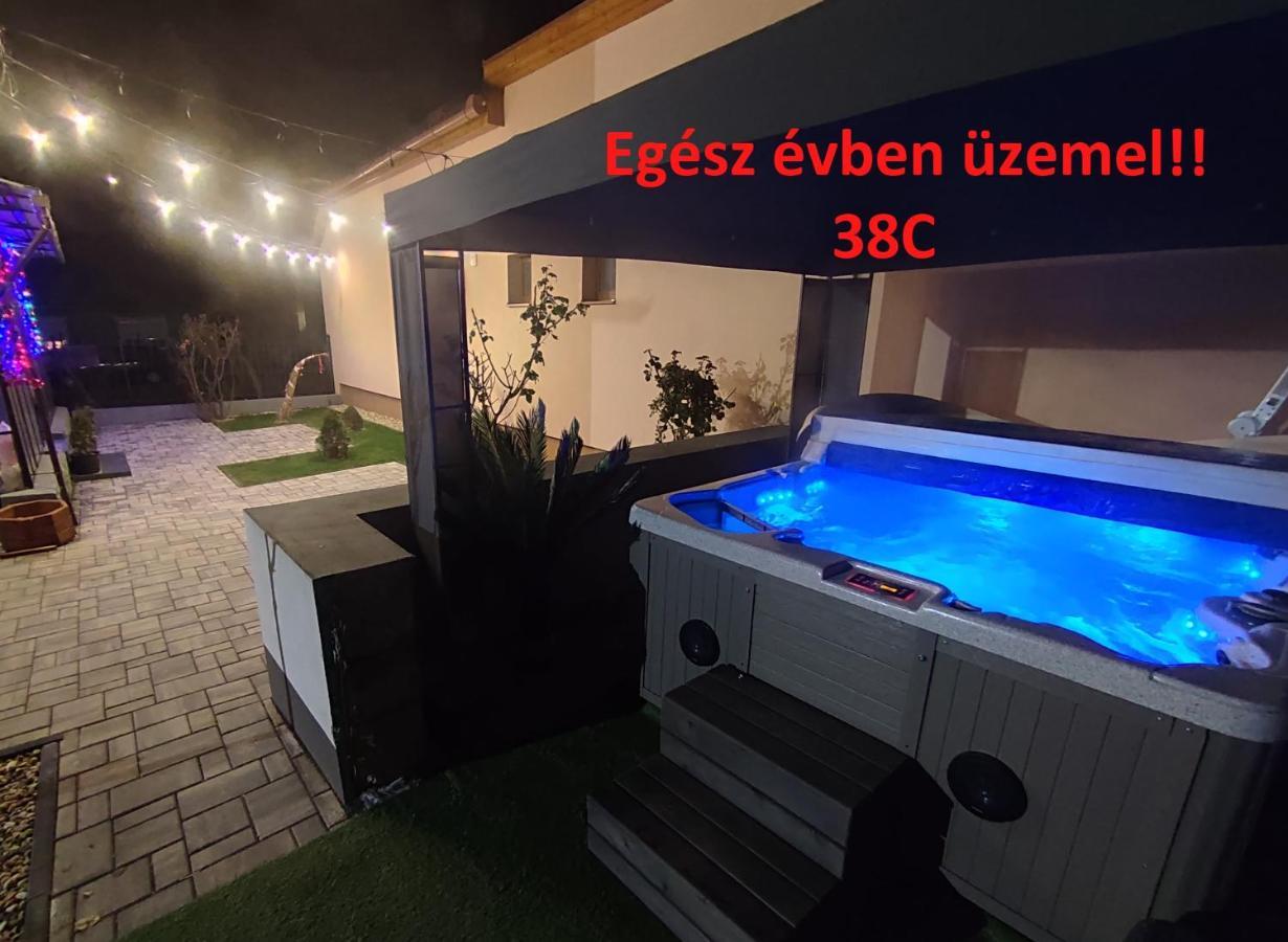 Emmabella Apartmanok Eger Extérieur photo